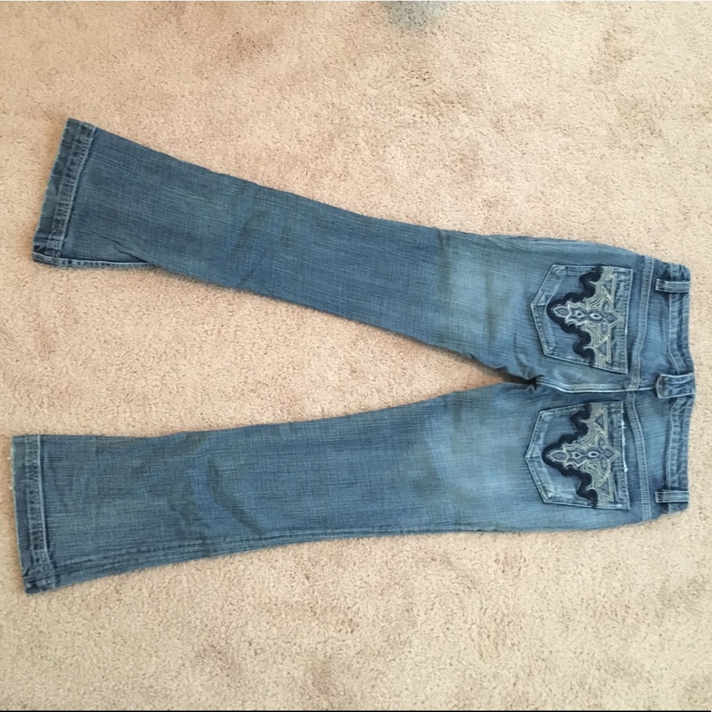 Antiks Denim Size 29. Check out the pocket detail!